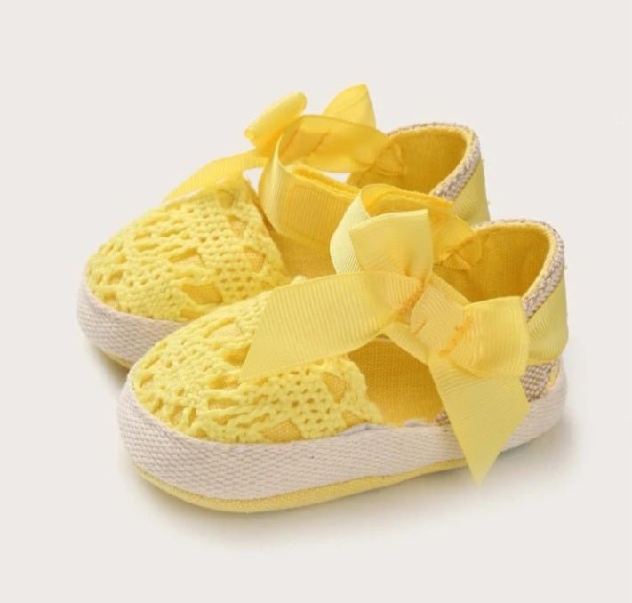 Baby Girl Bow Decor Crochet Flats
